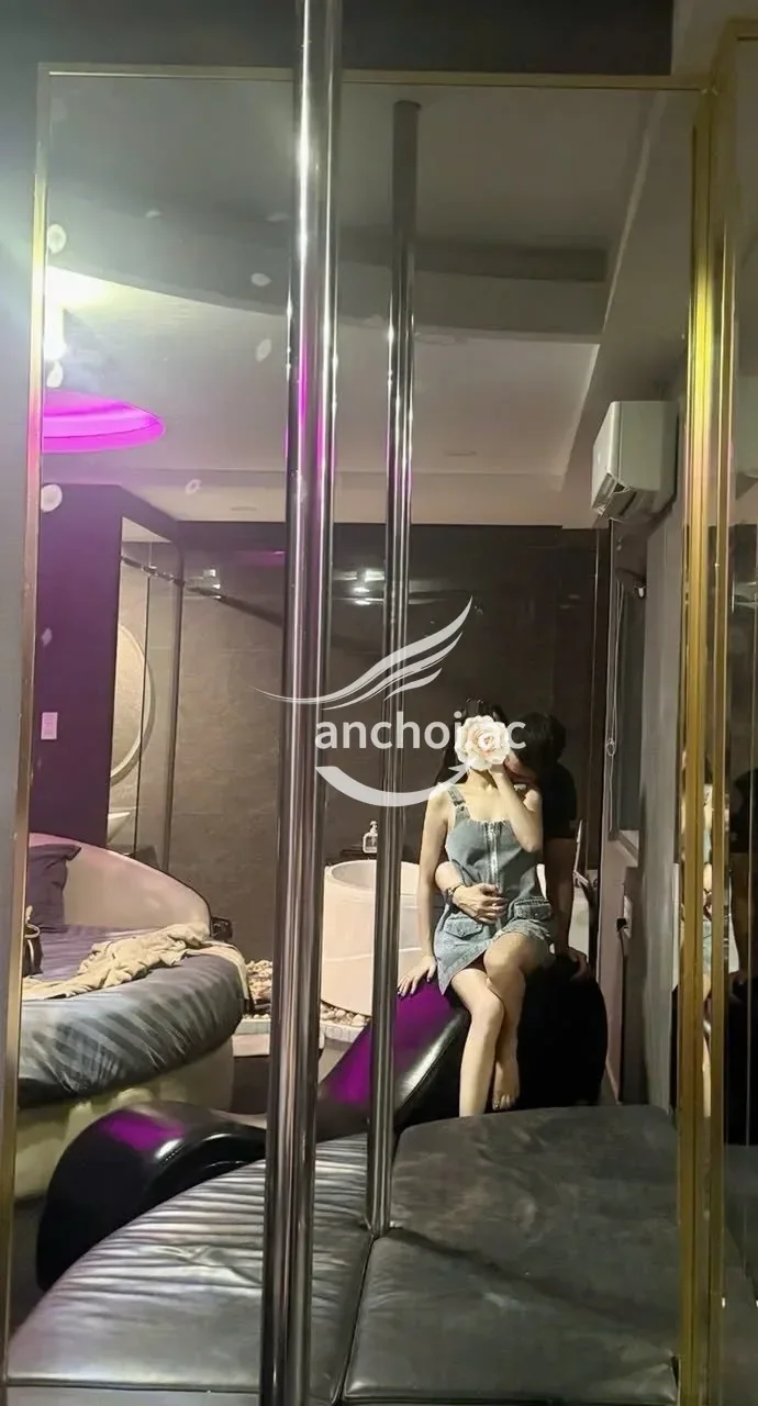 Ảnh checker Hero chụp khi gặp 🌸 MINH ANH 🌸 QUYẾN RŨ BODY BỐC LỬA - YÊU CHIỀU TÌNH CẢM (ảnh 1/3)