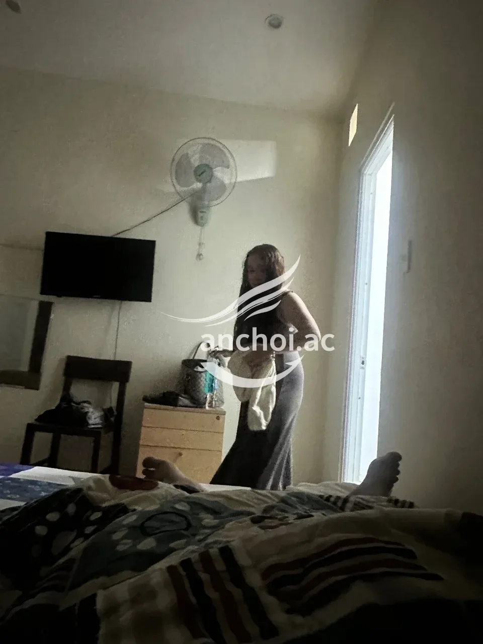Ảnh checker lolitarr chụp khi gặp  Poster  xem video Diễm My - Vú To, Bướm đẹp, tươi mát (ảnh 2/3)