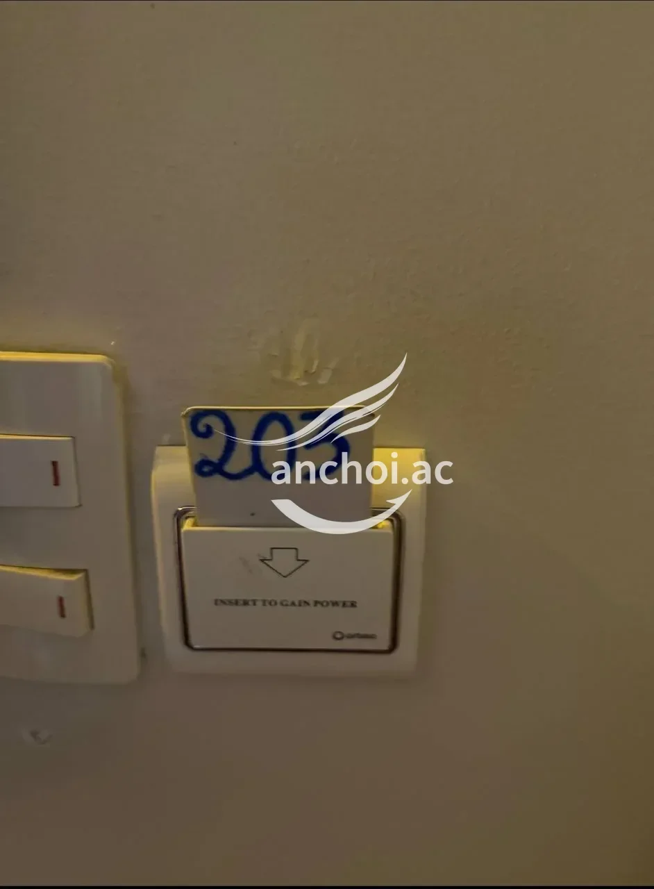 Ảnh checker trucchinhuoc chụp khi gặp  New TUYỆT PHẨM QUỲNH ANH  SUNG SƯỚNG LÀ ĐÂY (ảnh 2/4)
