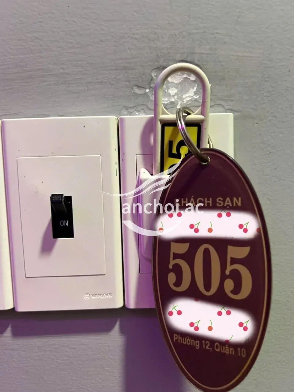 Ảnh checker Thích zú to chụp khi gặp  HÀ LINH - - XINH SANG GỢI TÌNH - VÚ TO BODY ĐẸP - KỸ NĂNG LÀM TÌNH CUỐN HÚT (ảnh 5/5)