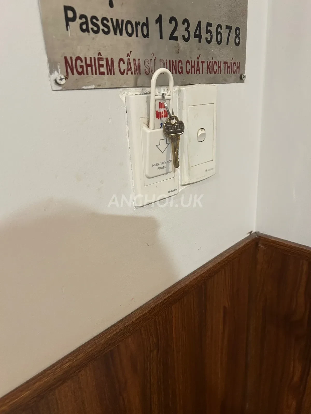 Ảnh checker Tamtamm chụp khi gặp Ngọc Vy - Siêu Dâm Nóng Bỏng , Ba Vòng Chất Lượng , Chiều Khách Như Người Yêu (ảnh 1/5)