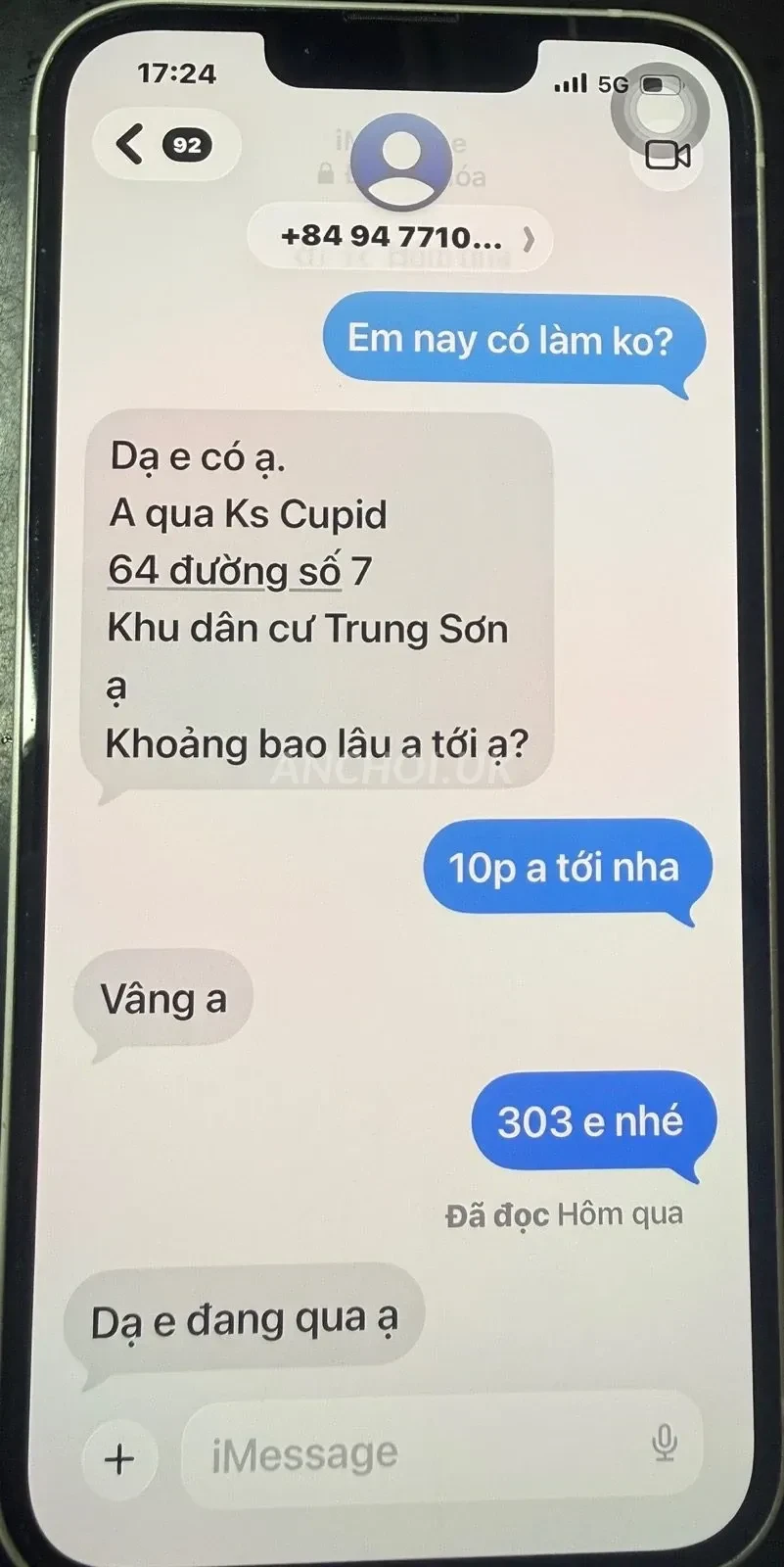Ảnh checker Ngụy Đại Quan chụp khi gặp Kim Ngân - Sexy Girl Ảnh Mộc Cũng Bốc Lửa (ảnh 3/5)