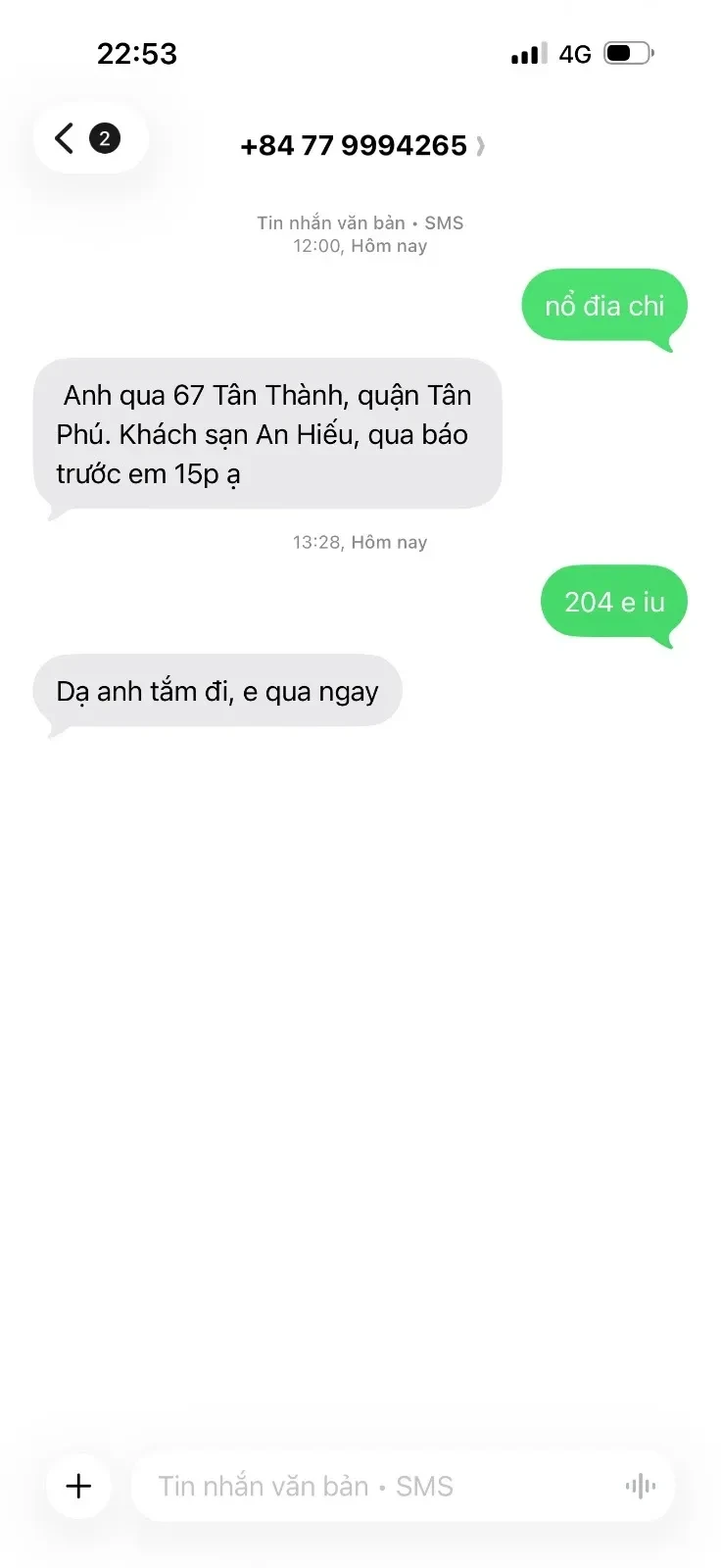 Ảnh checker Hải Linh chụp khi gặp CUM ALO cia  BỐI NHI lolite NHỎ NHẮN TRÊ TRUNG  GÁI ĐÔI MƯƠI (ảnh 1/3)