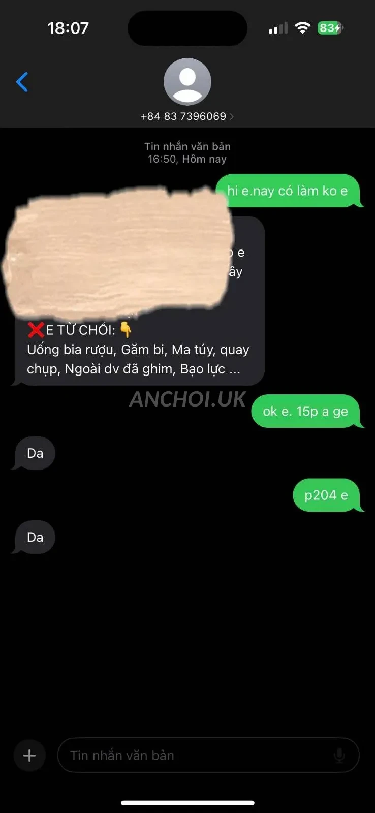 Ảnh checker Tàng Lão Lục chụp khi gặp Nami - Em gái Loli Dễ Thương Mông To (ảnh 4/4)