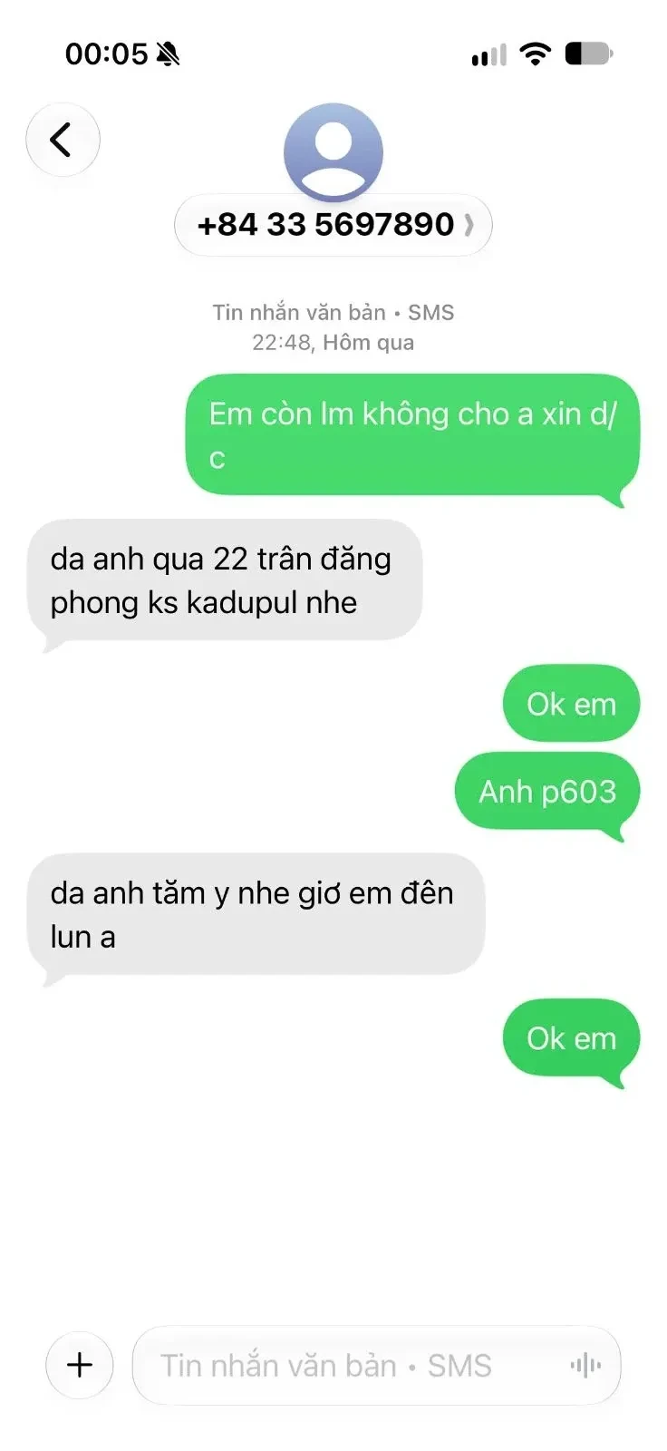 Ảnh checker Cung khủ chụp khi gặp Ly Na :XINH XẮN,DÁNG ĐẸP, MÔNG CONG,CỰC CHIỀU KHÁCH (ảnh 4/4)