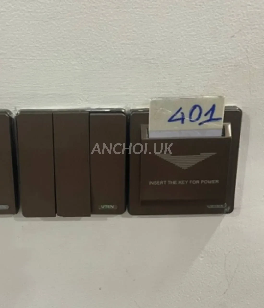Ảnh checker Ngô Minh chụp khi gặp ANH THƯ LIMITIT ĐẲNG CẤP GÁI XINH DÂM SỐ 1 (ảnh 1/4)